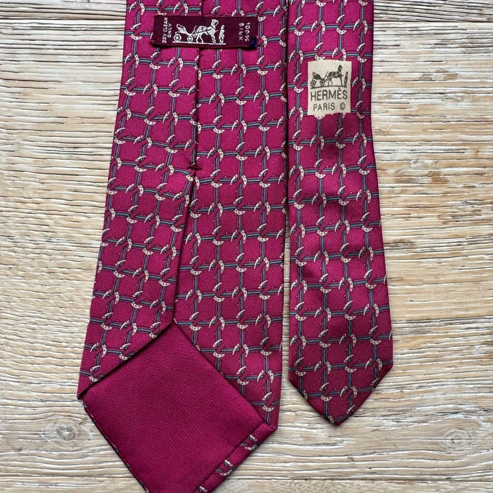 🔥HERMES Silk printed TIE STUNNING Price Firm!